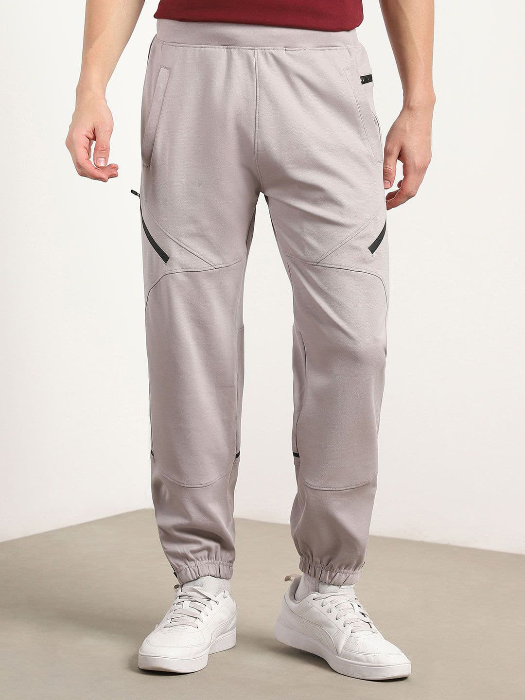 Joggers - Men's Grey Casual Straight Fit Mid Rise Jogger 1