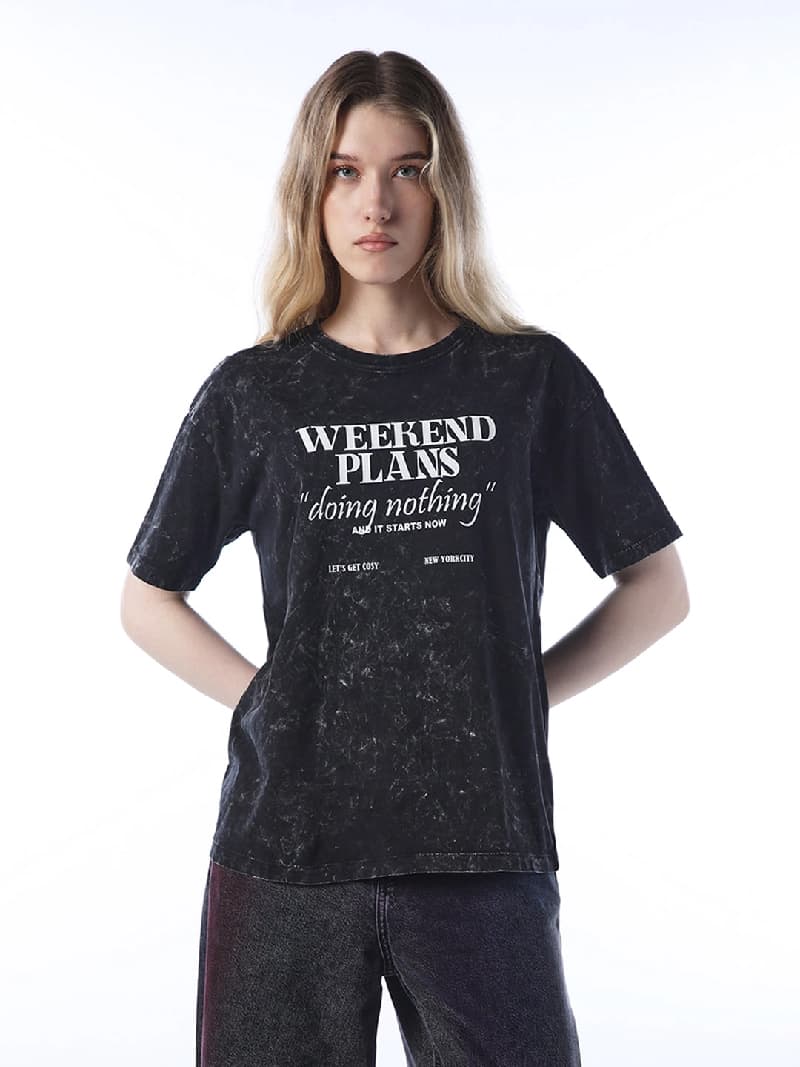 Women's Black Casual Printed Regular Fit Tshirt