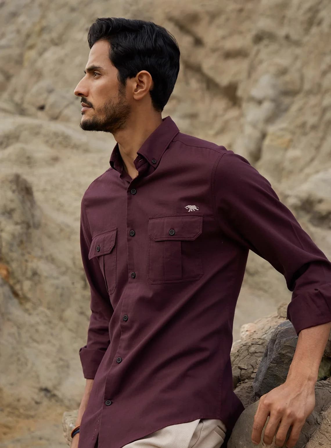 Men's Red Casual Solid Slim Fit Cotton Shirt