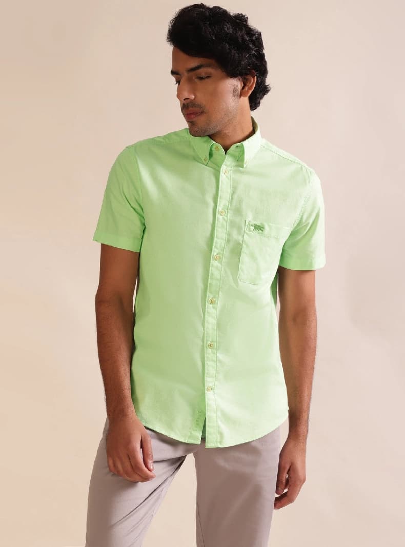 Men's Green Casual Solid Regular Fit Shirt
