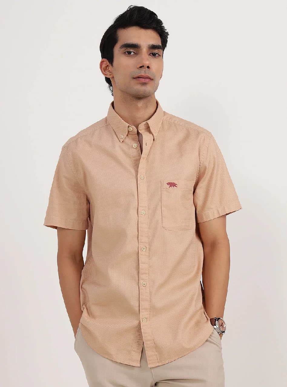 Men's Beige Casual Solid Slim Fit Cotton Shirt