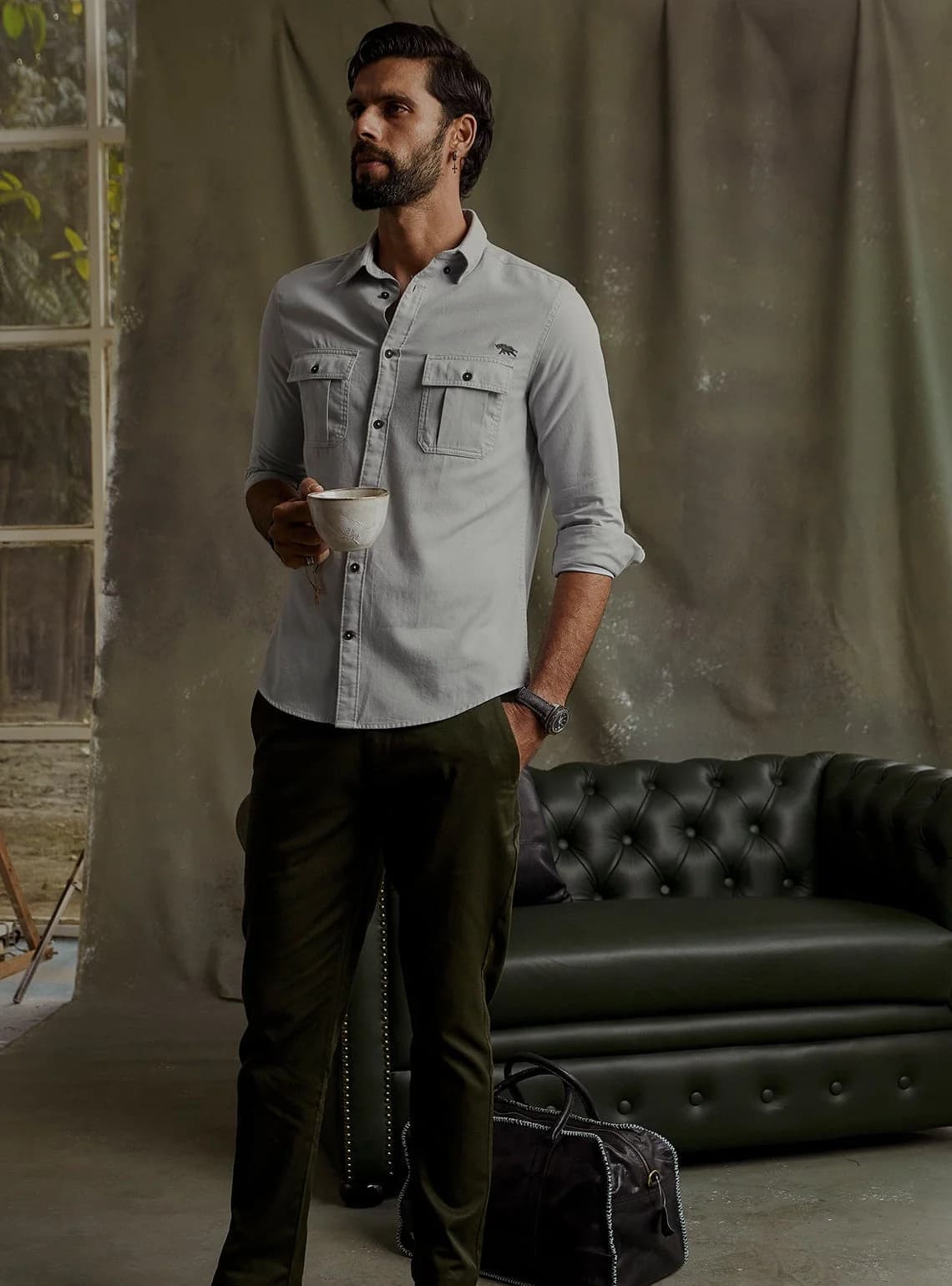 Men's Grey Casual Solid Regular Fit Cotton Shirt