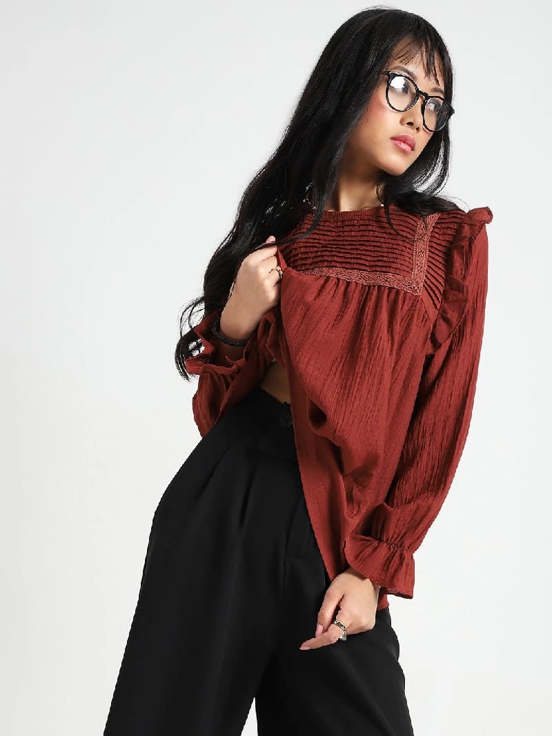 Women's Red Casual Solid Top