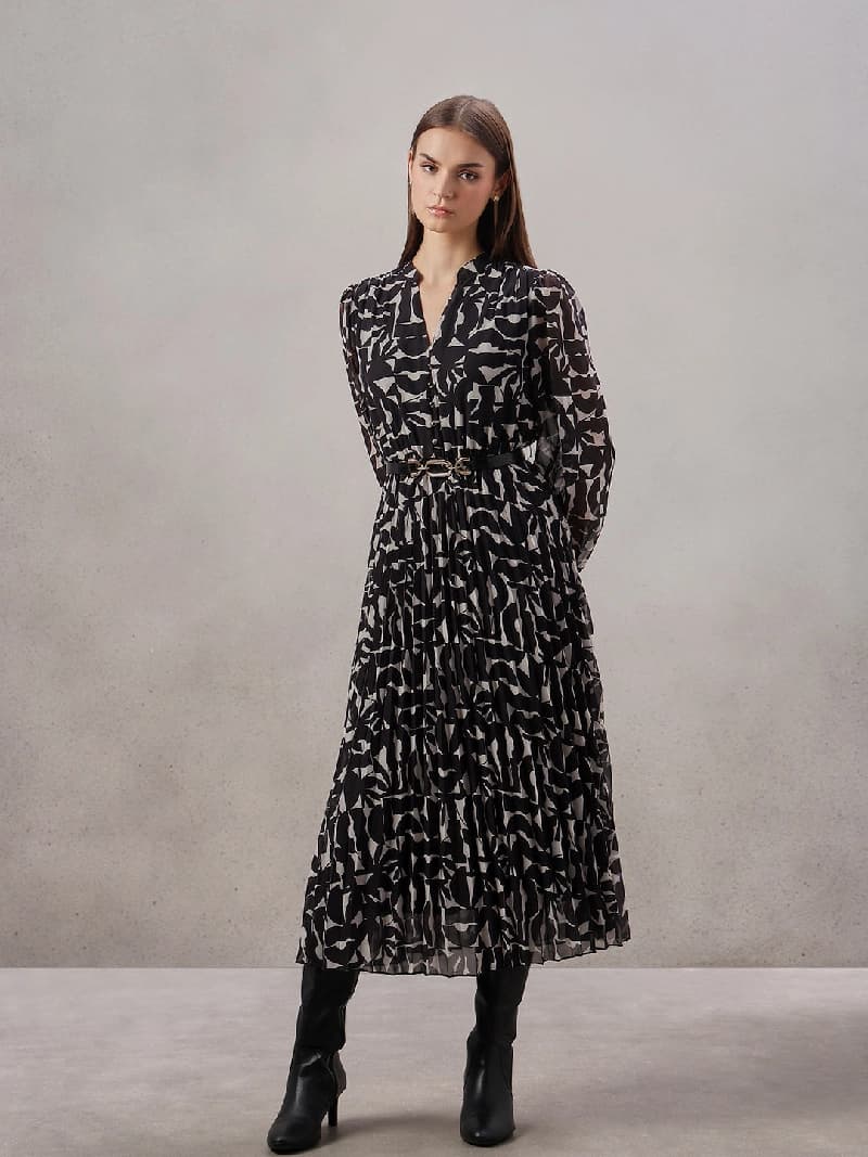 Women's Black Casual Printed Dress