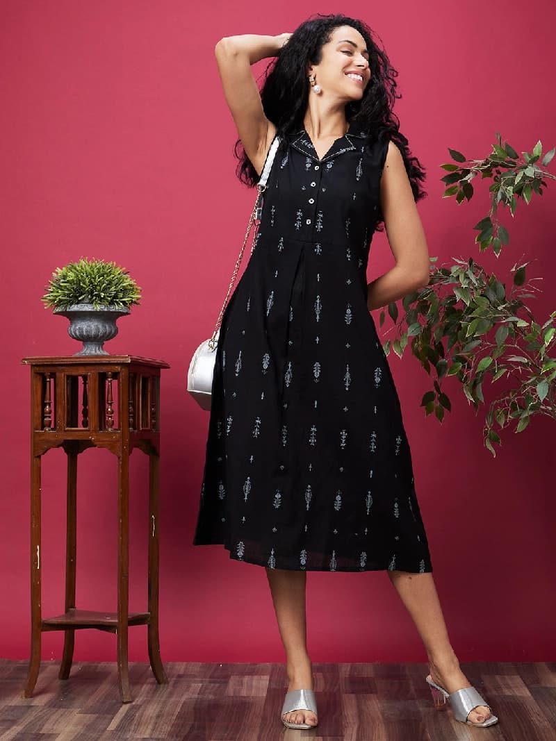 Women's Black Casual Printed Regular Fit Dress