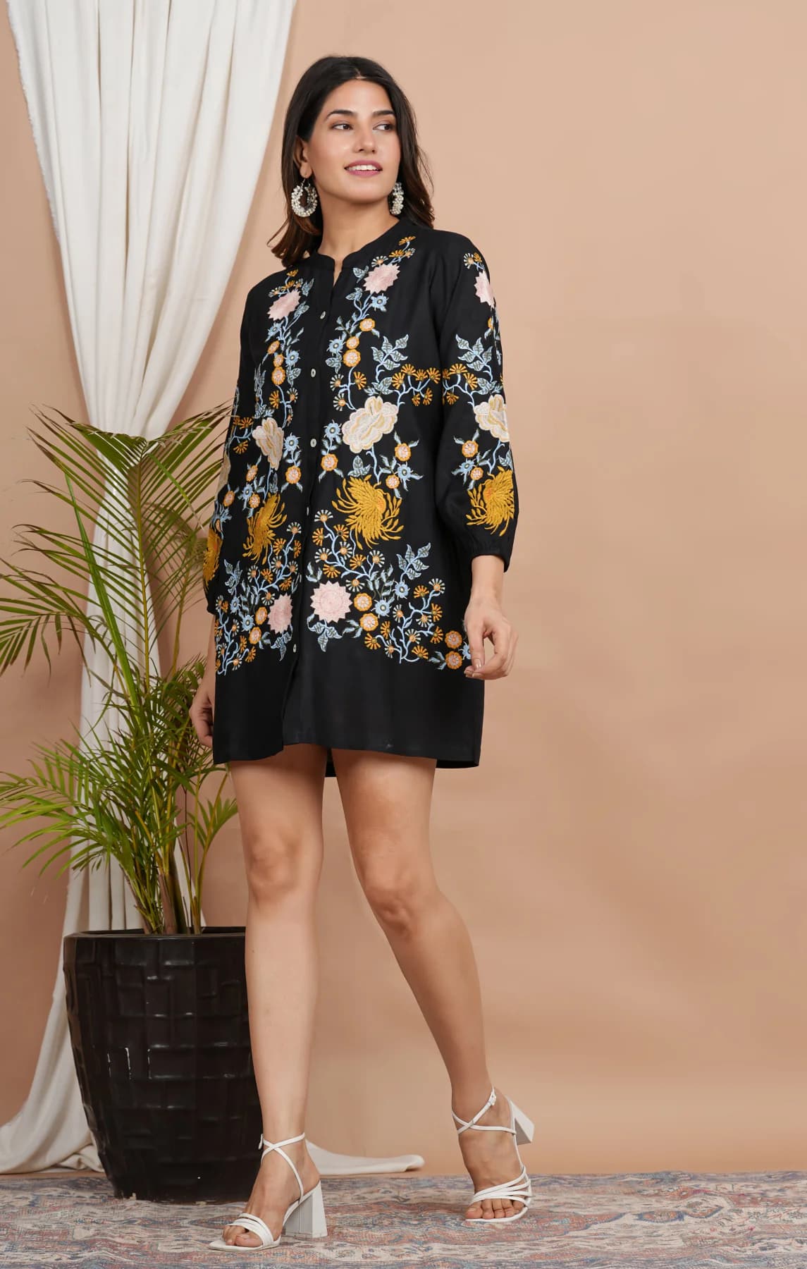 Women's Black Casual Regular Fit Dress