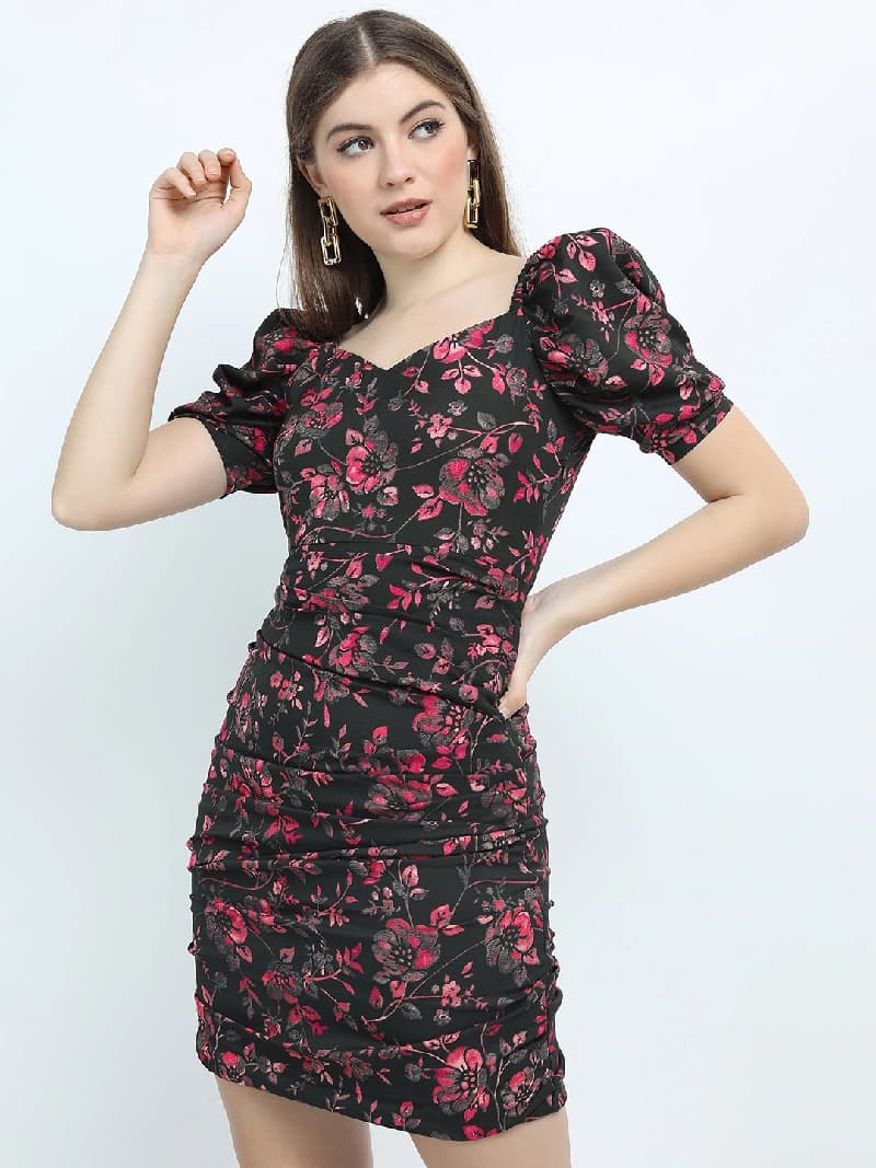 Women's Black Casual Floral Regular Fit Dress