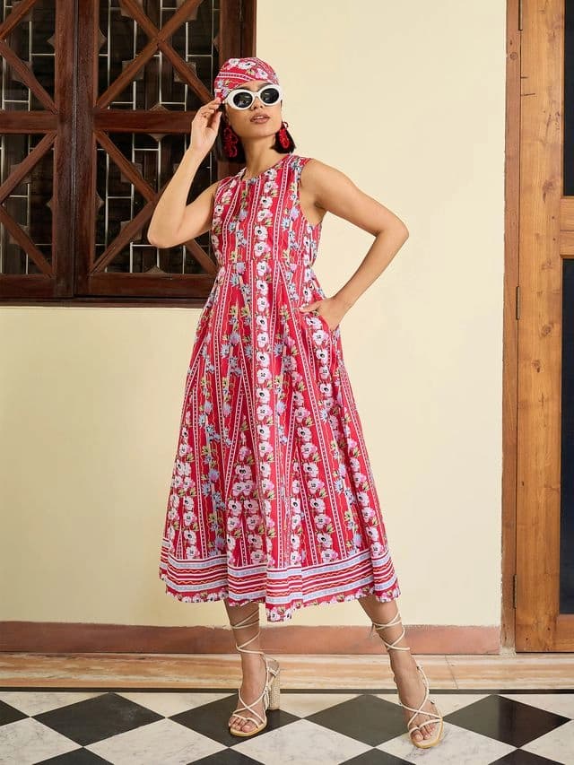 Women's Red Casual Regular Fit Dress