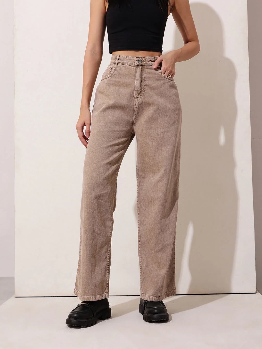Women's Brown Casual Solid Straight Fit Jeans