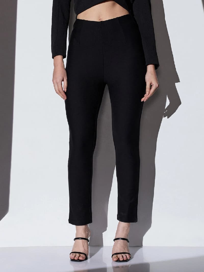 Women's Black Formal Solid Skinny Fit Trouser