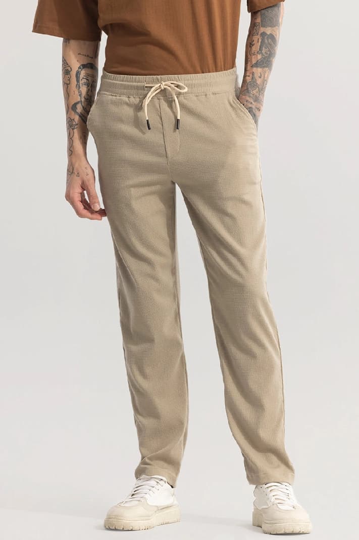 Men's Beige Casual Solid Regular Fit Chinos