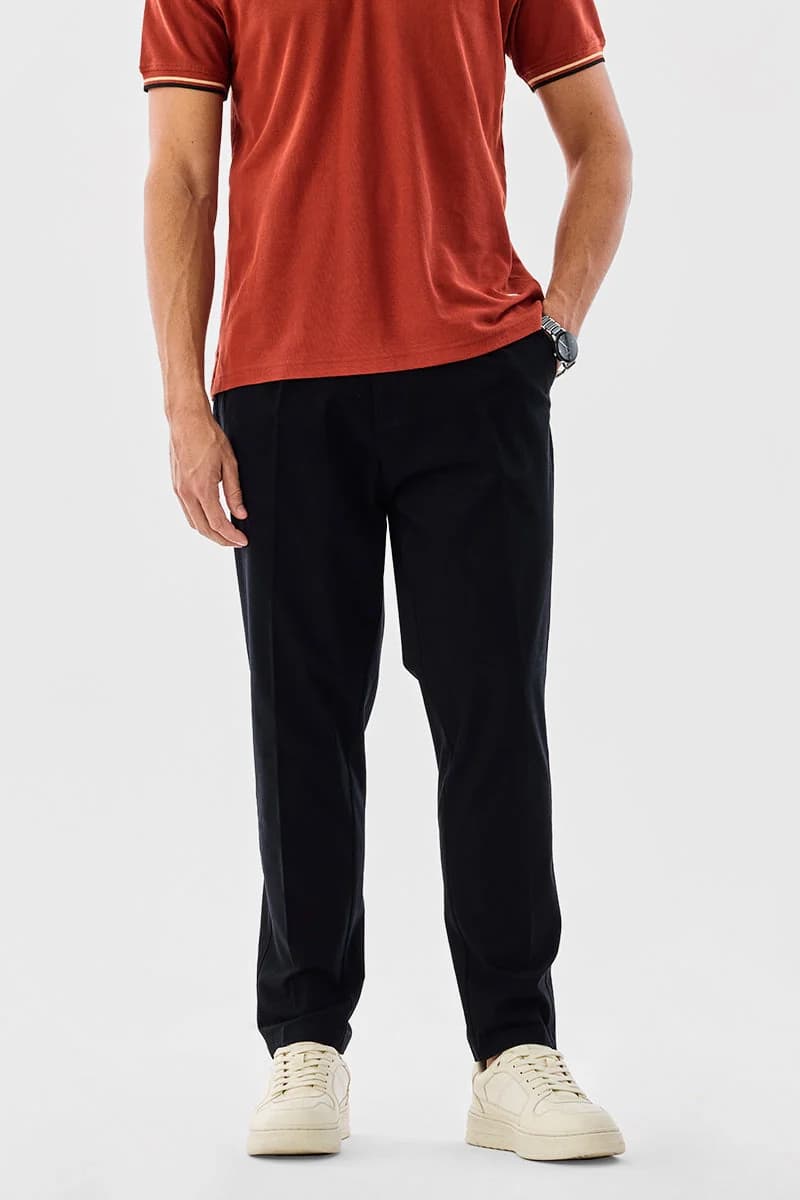 Men's Black Casual Solid Slim Fit Chinos
