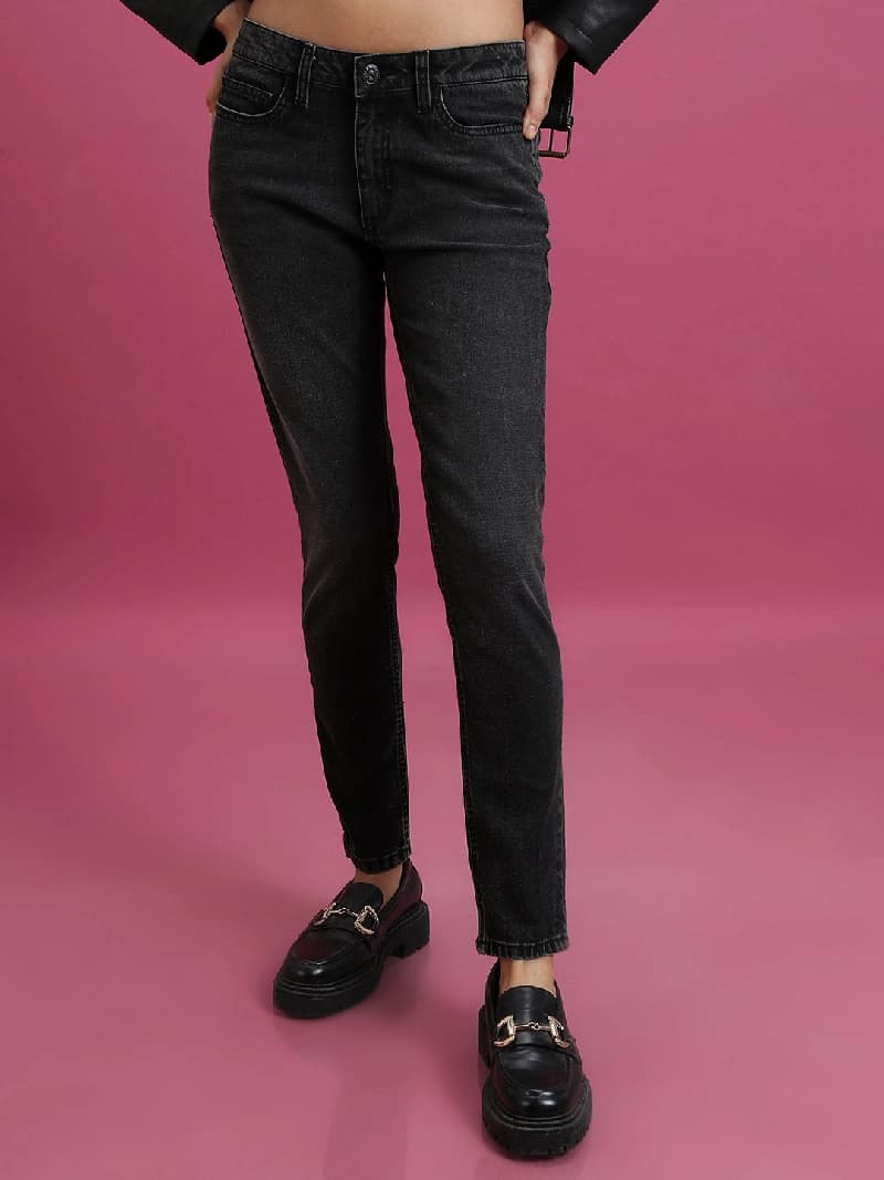 Women's Black Casual Solid Skinny Fit Jeans