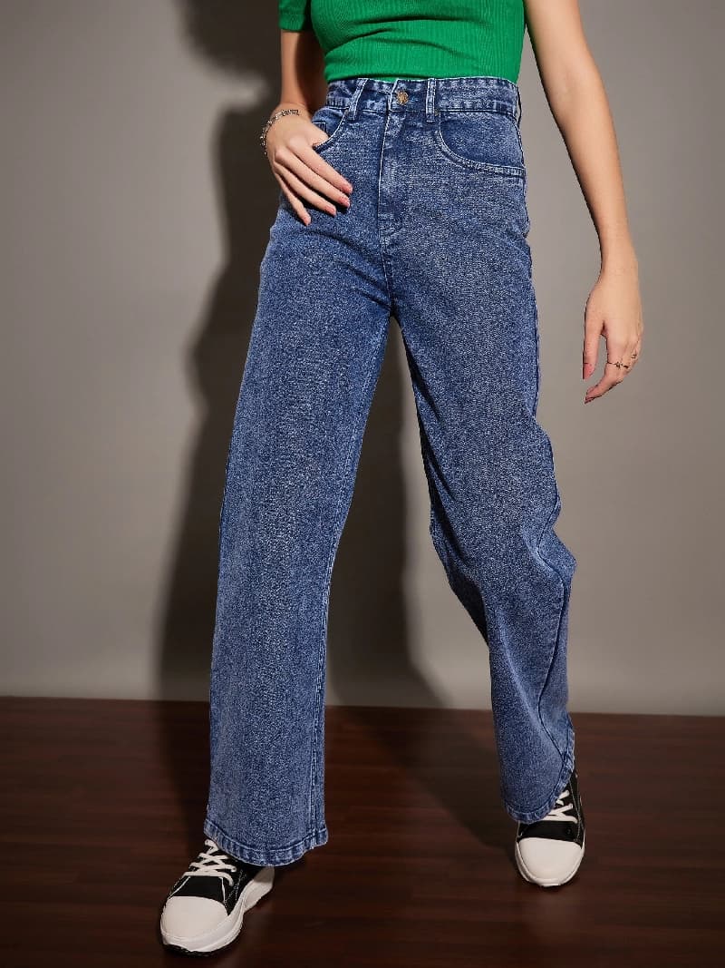 Women's Blue Casual Solid Straight Fit Jeans
