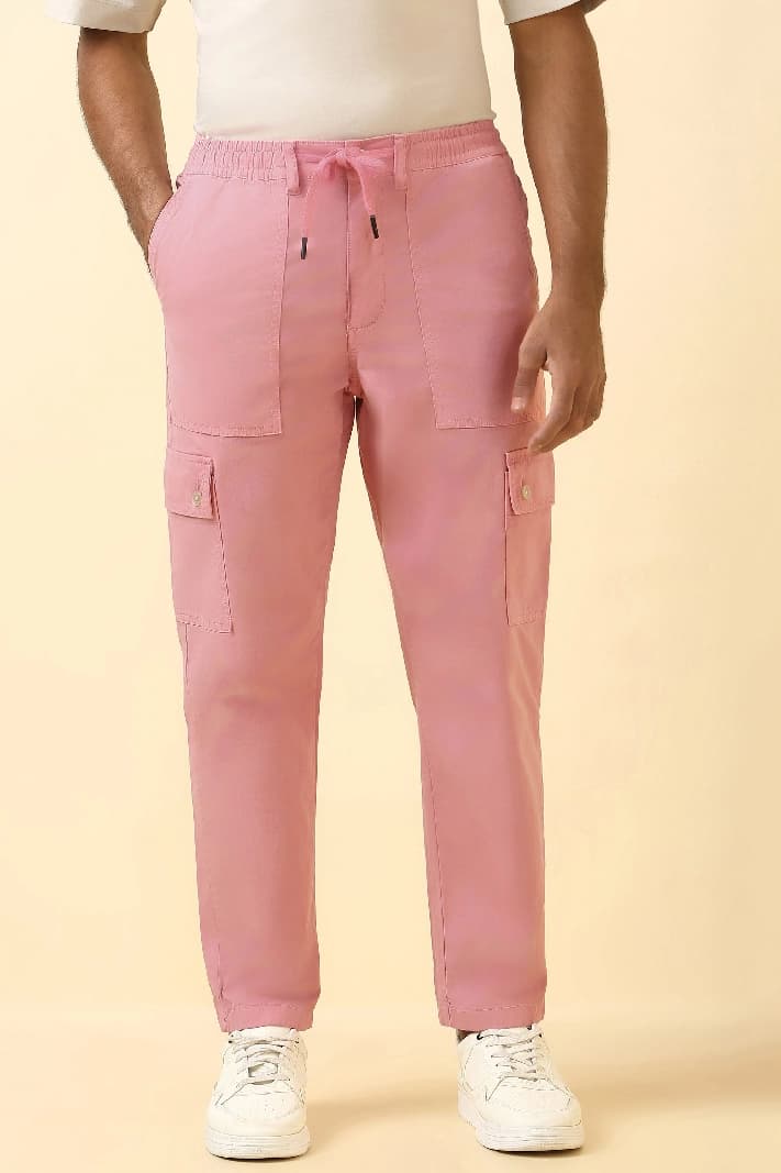 Men's Pink Casual Solid Tapered Fit Trouser