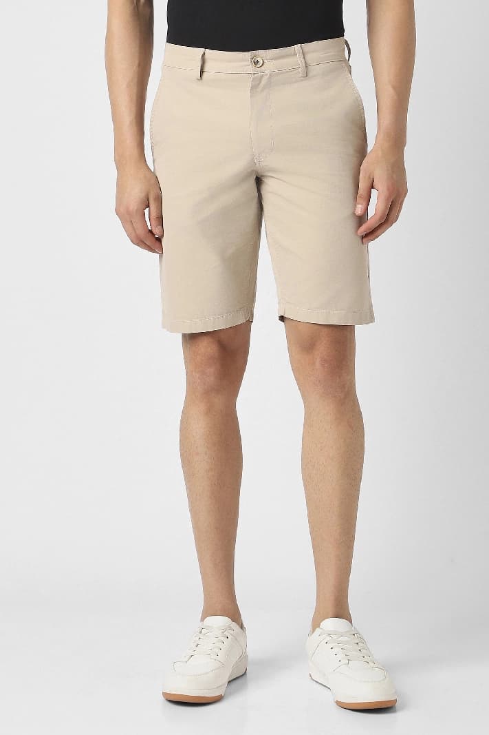 Men's Beige Casual Solid Regular Fit Short