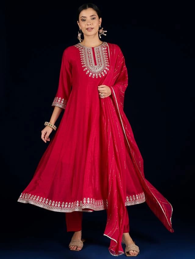 Women's Red Gracefully Crafted with Zari Embroidery Kurta Set with Trouser and Dupatta