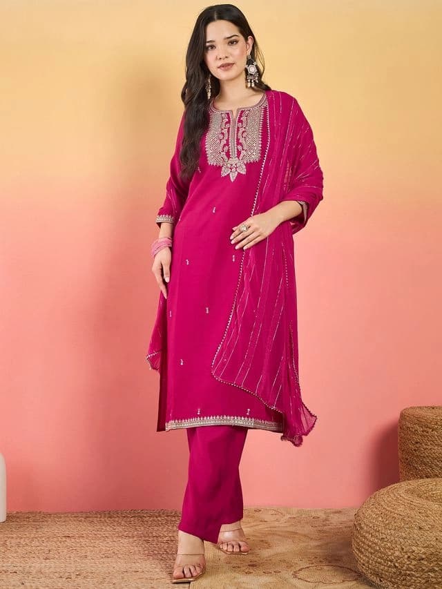 Women's Pink Kurta Adorned with Thread Embroidery Teamed with Trouser and Dupatta