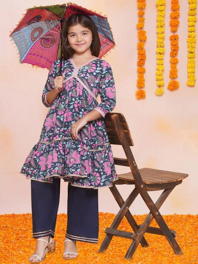 Girls Navy Blue Pink Floral Printed Kurta With Palazzos