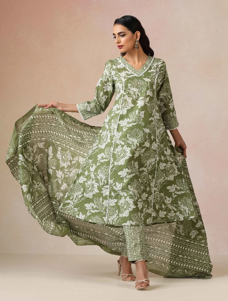 Women's Green Festive Printed Kurta Set