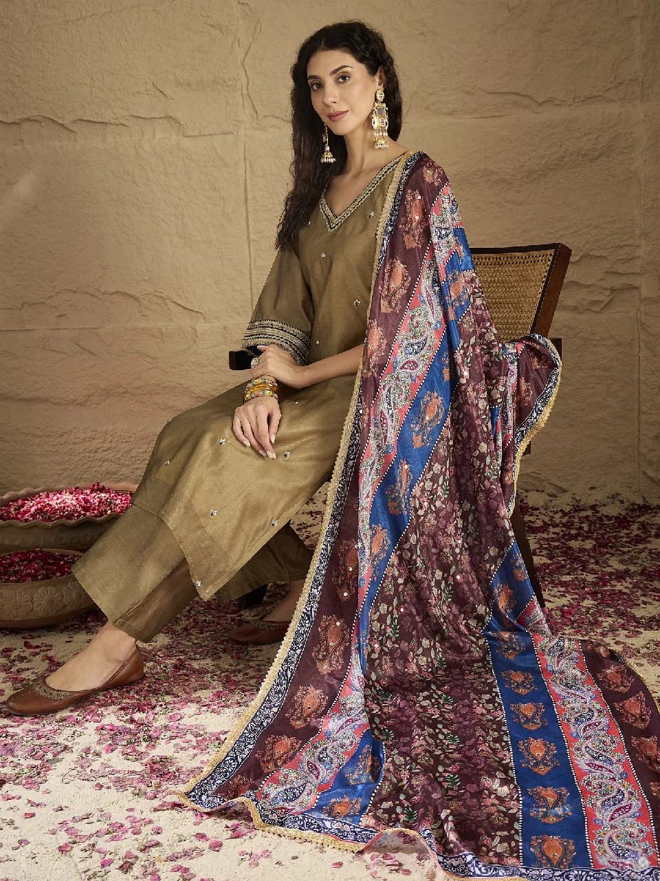 Women's Gold Festive Kurta Set
