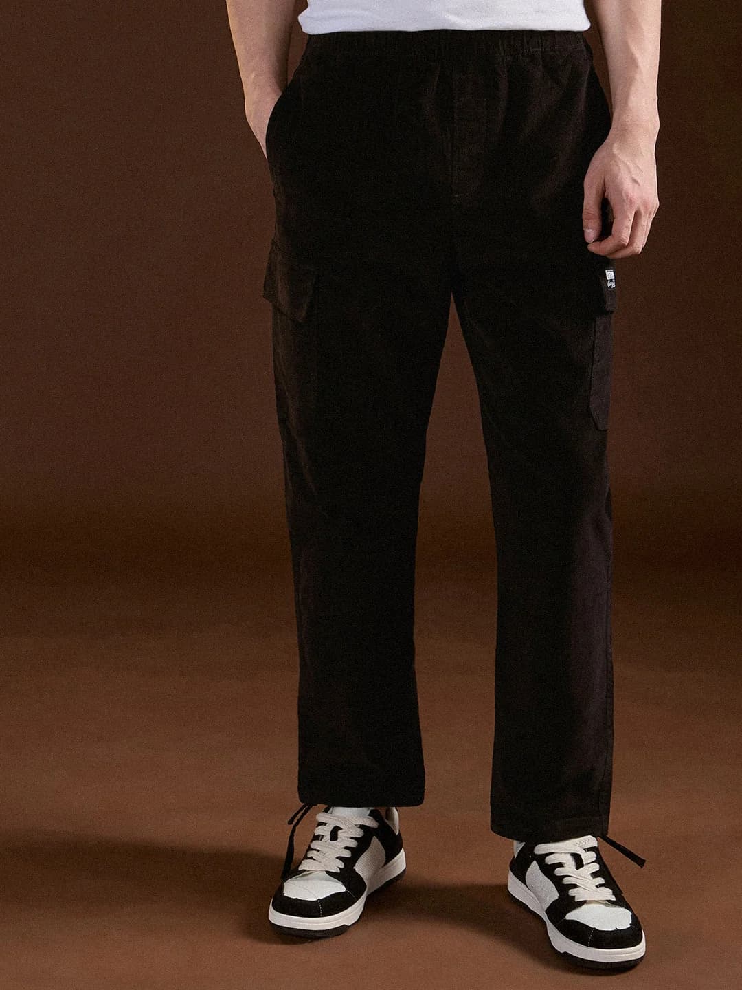 Men's Black Casual Solid Straight Fit Cargo