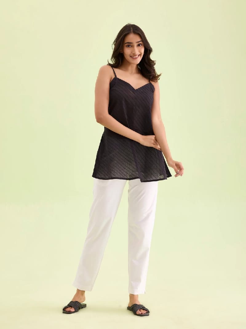 Women's White Casual Solid Straight Fit Trouser