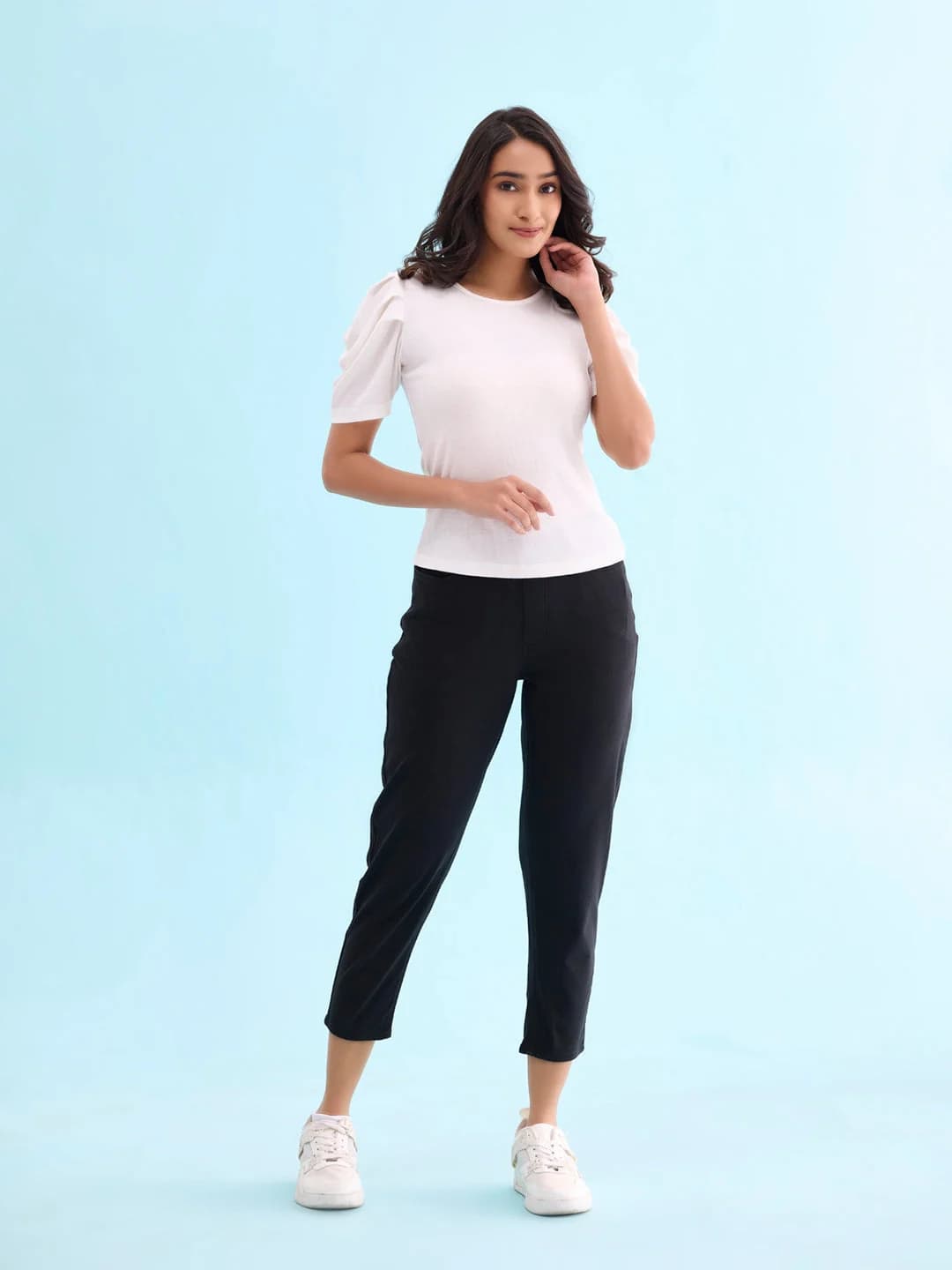 Women's Black Casual Solid Slim Fit Jegging