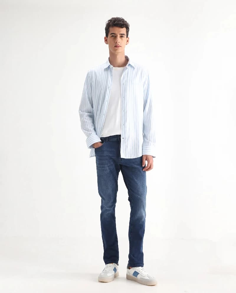 Men's Blue Casual Solid Slim Fit Jeans