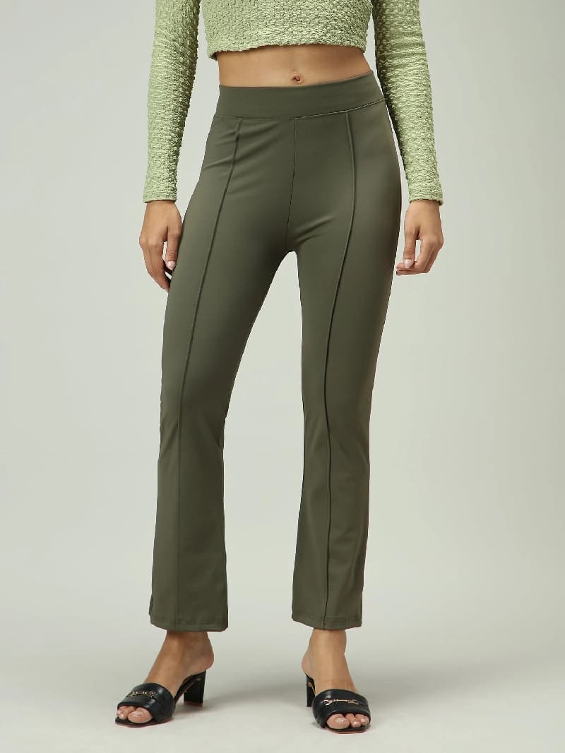 Women's Green Casual Solid Flared Fit Trouser