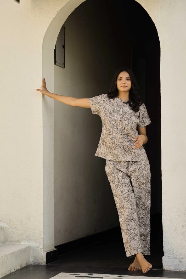 Women's Grey Casual Printed Pyjama Set