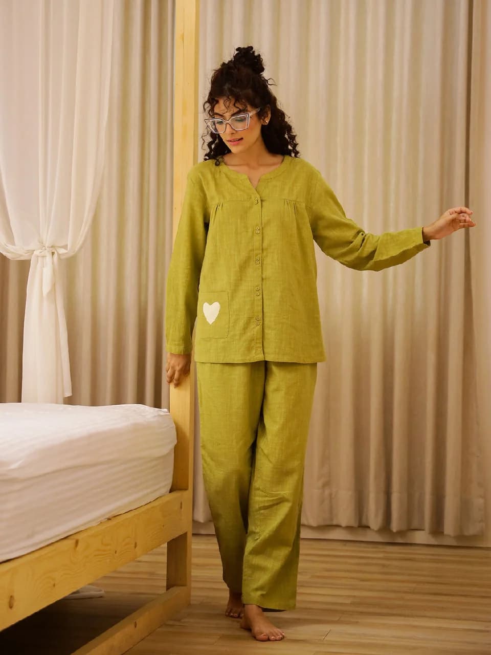 Women's Green Casual Solid Pyjama Set