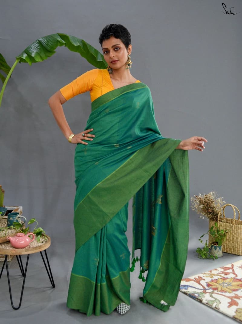 Women's Green Casual Solid Regular Fit Saree