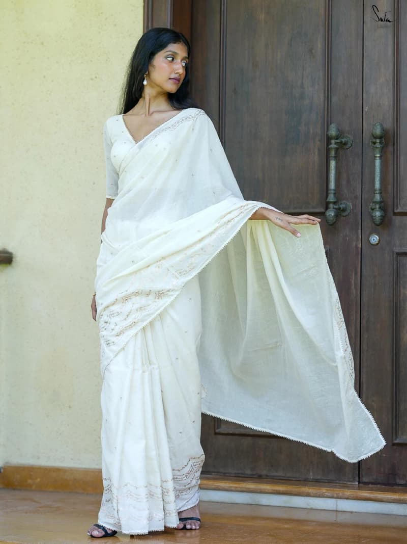 Women's Off White Casual Printed Regular Fit Saree