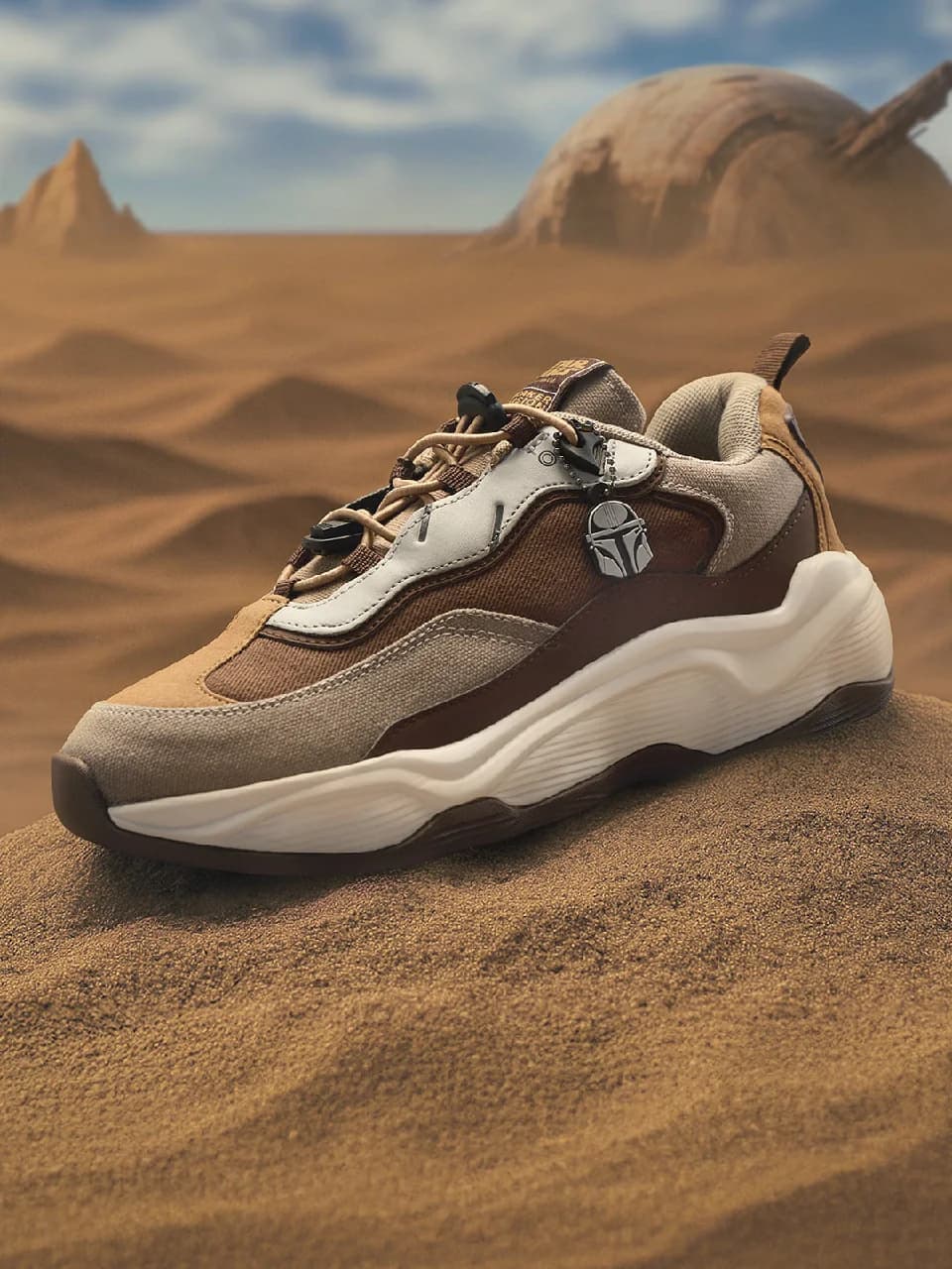 Men's Star Wars Round Toe Lace Up Low Top Sneakers