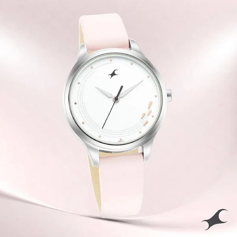 Women's Casual White Round Dial Watch - NT6248SL01