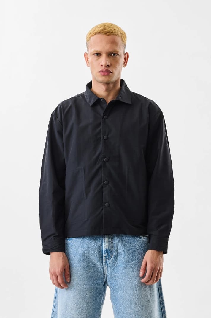 Men's Black Casual Solid Regular Fit Jacket