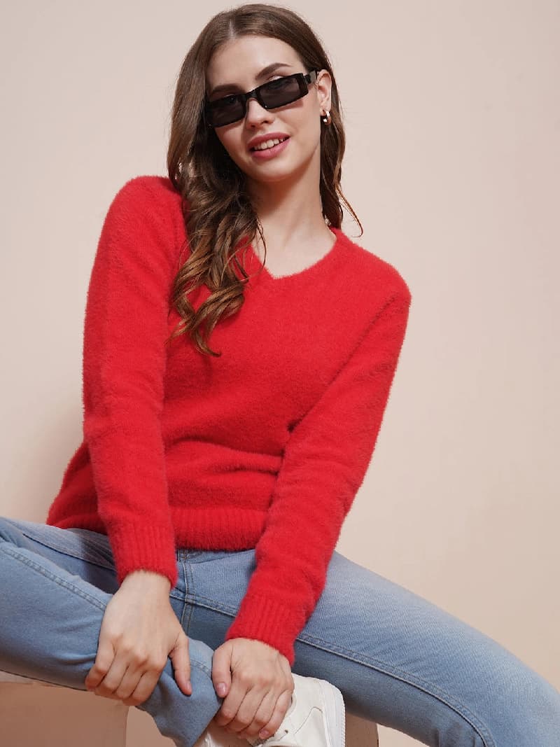 Women's Red Casual Solid Regular Fit Sweater