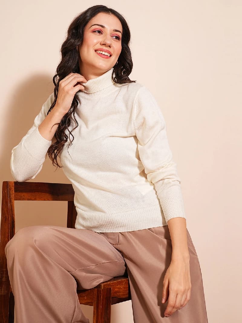 Women's Off White Casual Solid Regular Fit Sweater