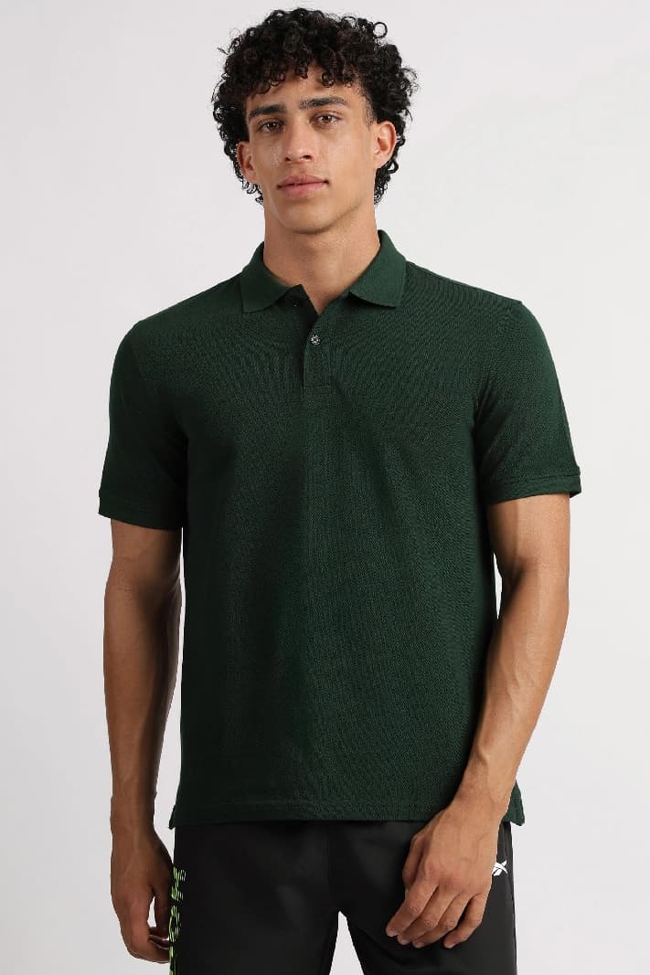 Men's Green Casual Solid Regular Fit Polo Tshirt