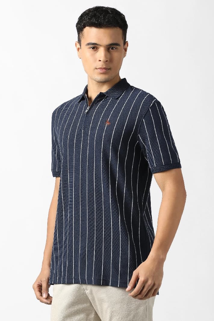 Men's Navy Casual Striped Regular Fit Tshirt