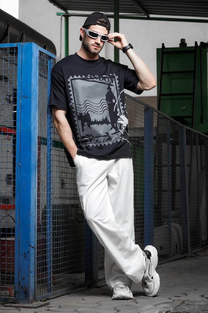 Unisex Black Casual Printed Oversized Fit Tshirt