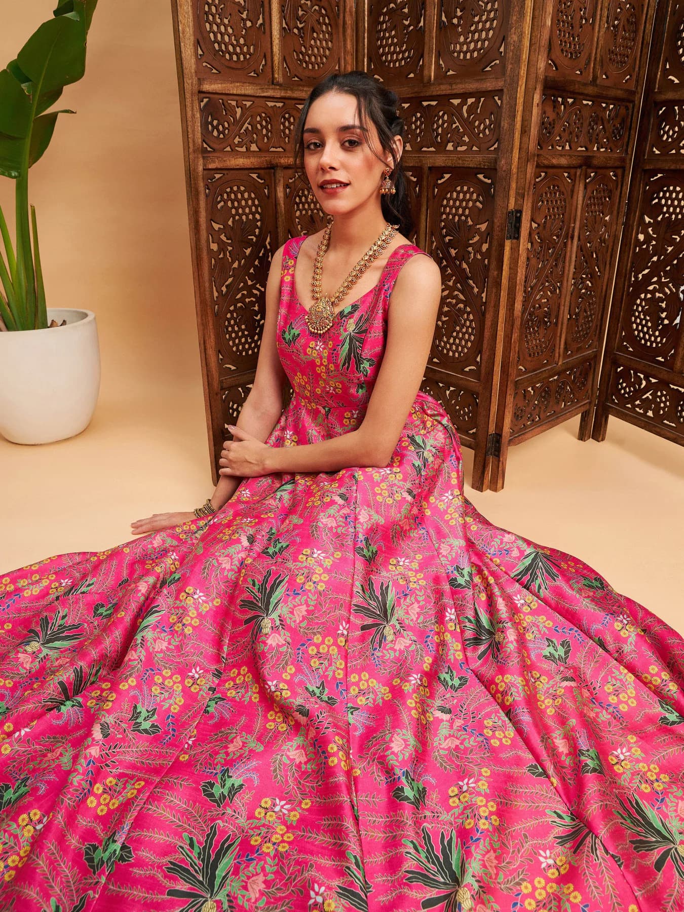 Women's Pink Festive Printed Fit & Flared Kurta