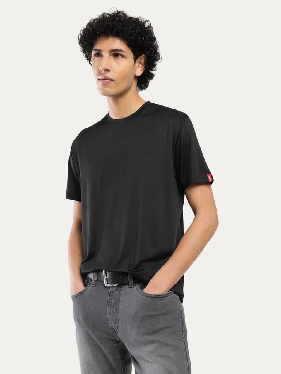 Men's Black Casual Solid Slim Fit Tshirt