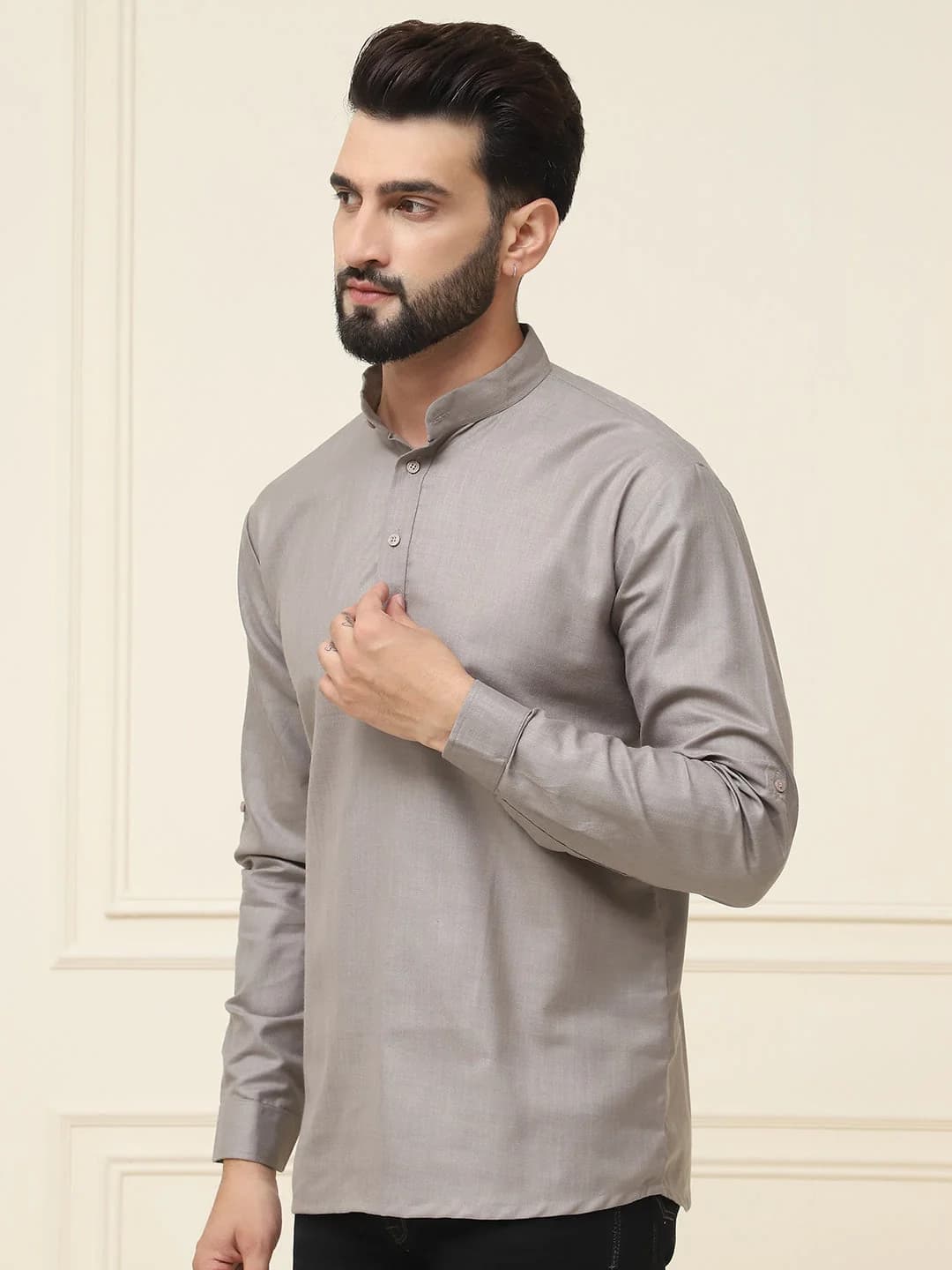 Men's Grey Casual Solid Full Sleeves Short Kurta