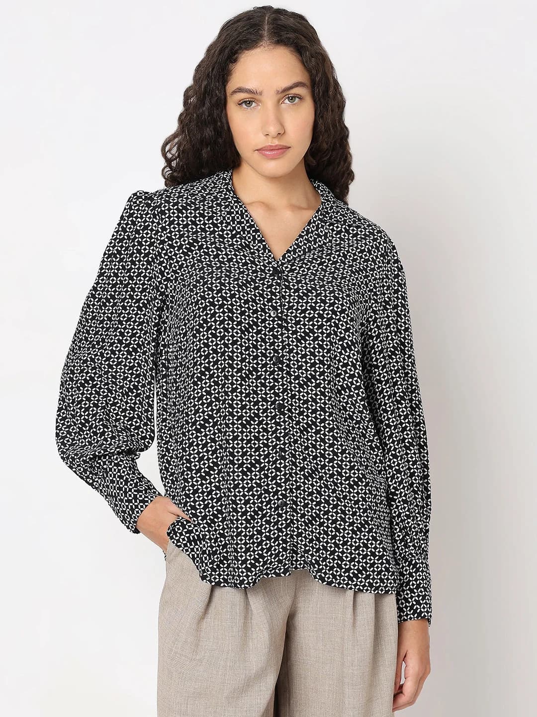 Women's Black Casual Printed Regular Fit Shirt