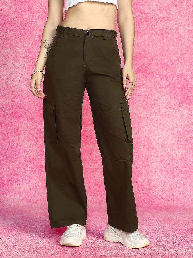 Women's Green Casual Solid Straight Fit Cargo