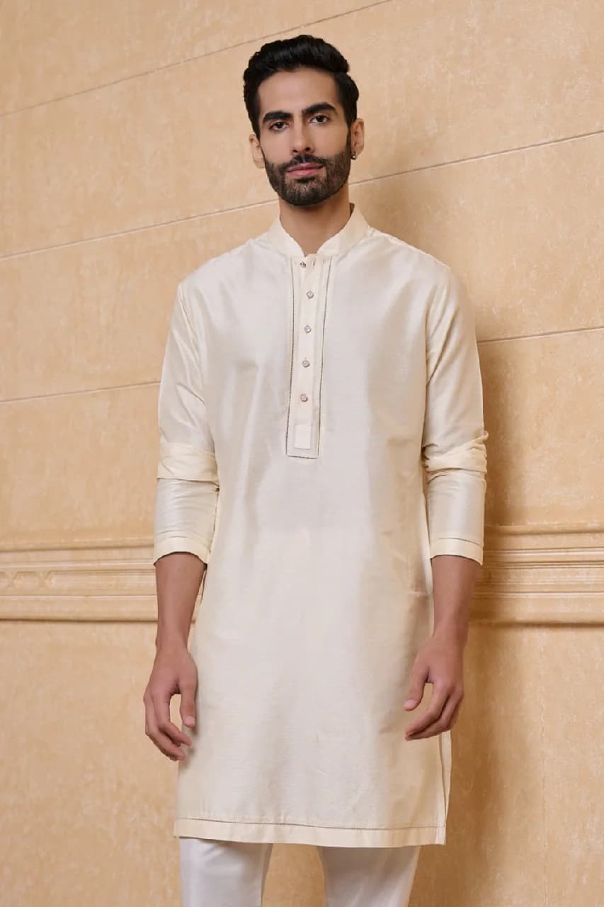 Men's Beige Casual Solid Regular Fit Cotton Kurta