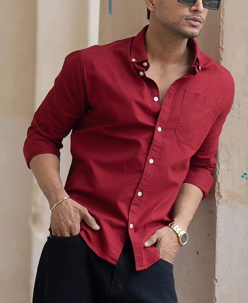 Men's Red Casual Solid Regular Fit Shirt