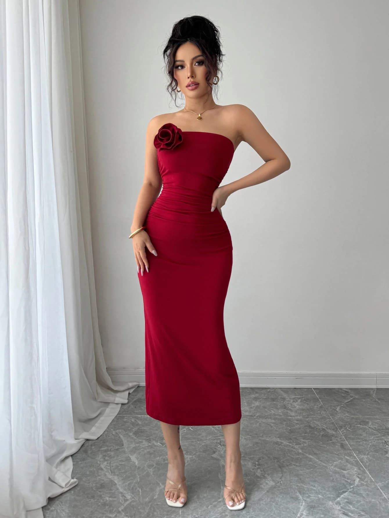 Women's Red Party Solid Slim Fit Dress